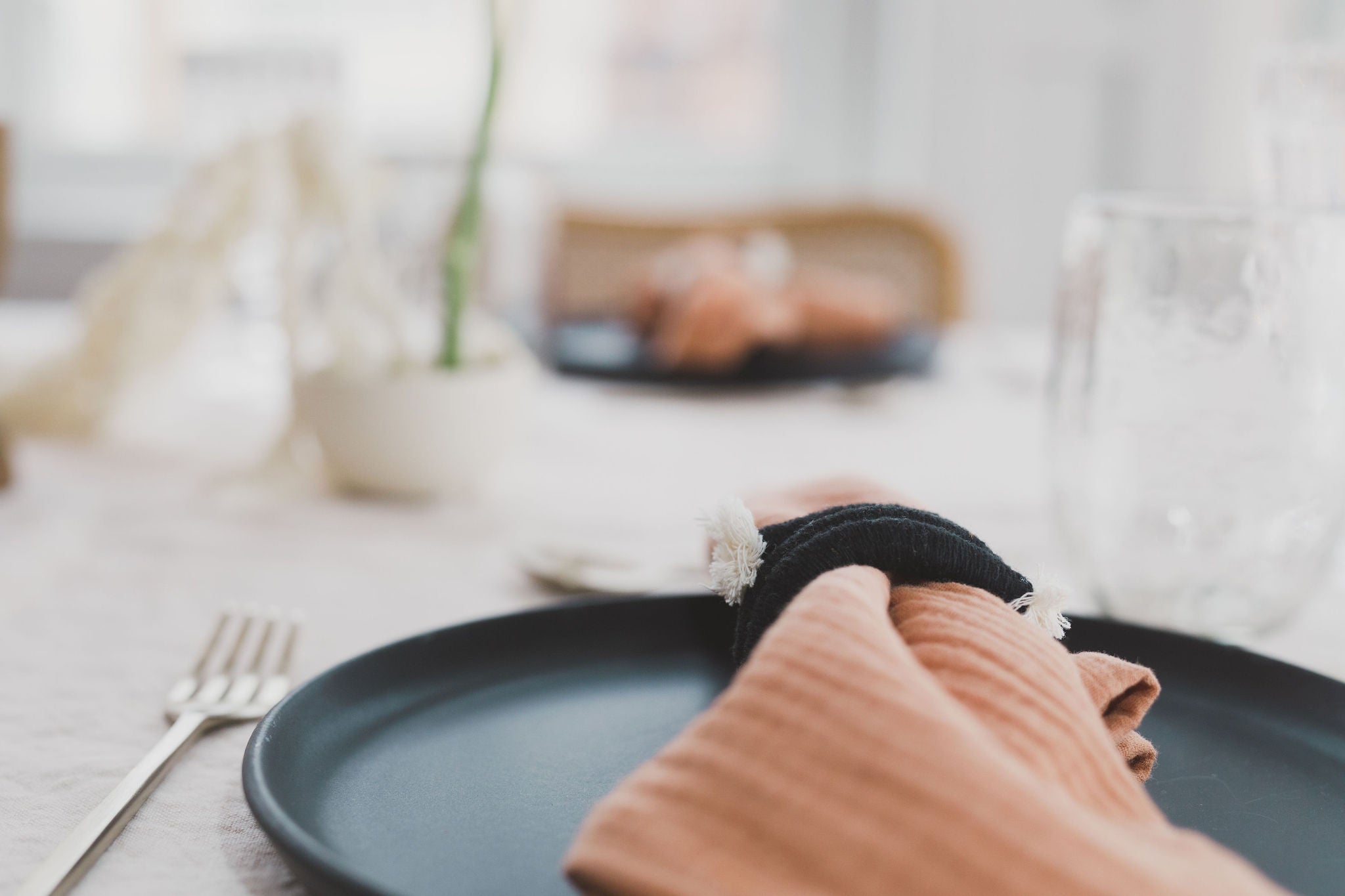 Coiled Napkin Ring - Black