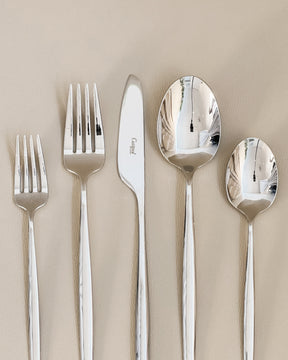 Solo 5-Piece Cutlery Set by Cutipol